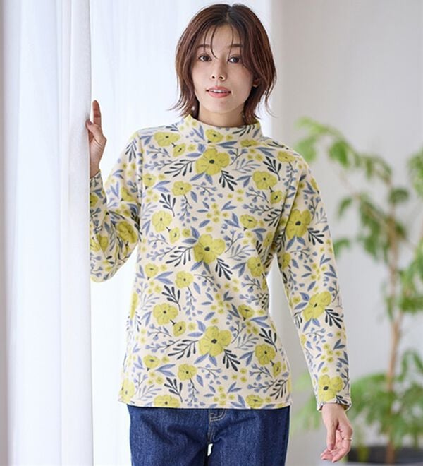 LAVIENNE（ラヴィエンヌ）の「薄手ストレッチフリースのプリントハイネック長袖（ニット・セーター）」｜詳細画像