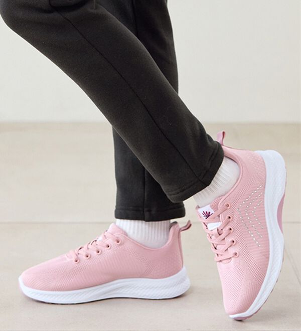 BELLUNA（ベルーナ）の「手を使わずに履けるニットスニーカー（スニーカー）」｜詳細画像