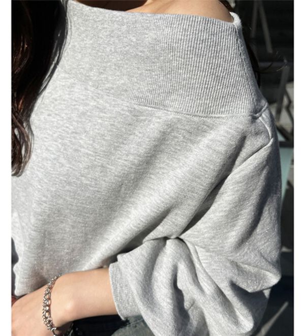 GeeRA（ジーラ）の「ラメオフショルスウェット（カットソー）」｜詳細画像