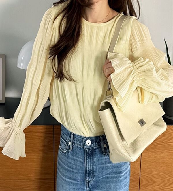 GeeRA（ジーラ）の「シアーシャーリングキャンディー袖ブラウス（ブラウス）」｜詳細画像