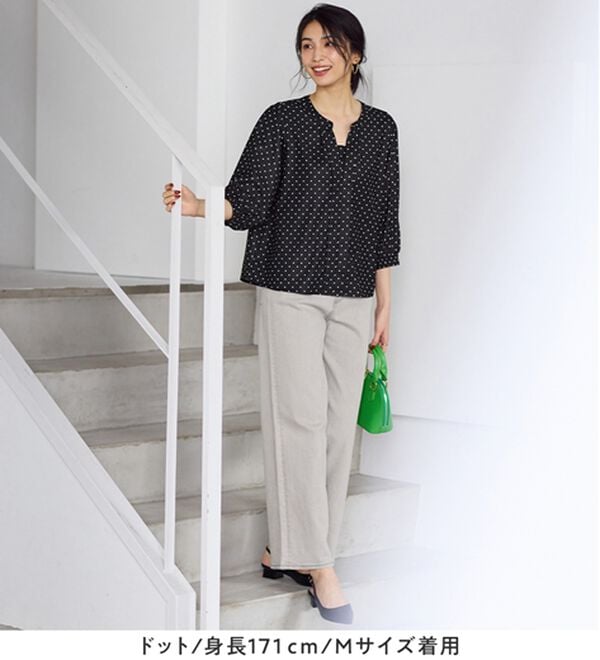 Viola e Viola（ヴィオラ エ ヴィオラ）の「さらさらＥＡＳＹ　２ＷＡＹ衿デザインブラウス（ブラウス）」｜詳細画像