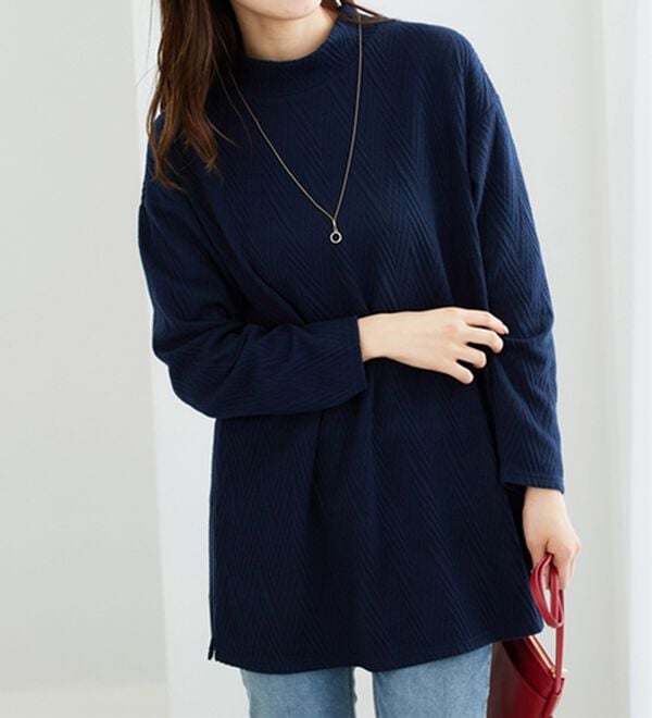 BELLUNA（ベルーナ）の「ふんわりジャカード素材ハイネックチュニック（チュニック）」｜詳細画像