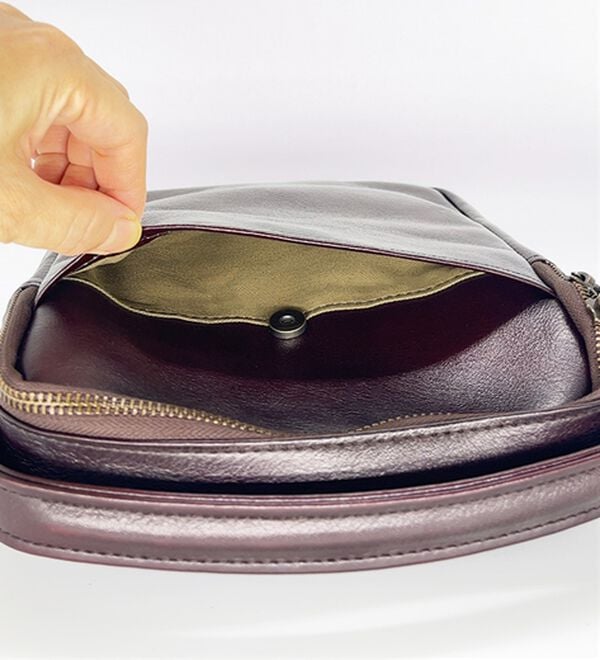 「日本製アンティーク調牛革ショルダーバッグ（メンズショルダーバッグ）」｜詳細画像