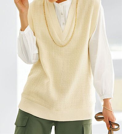 BELLUNA（ベルーナ）の「ツイード調素材Ｖネックデザインベスト（ベスト）」