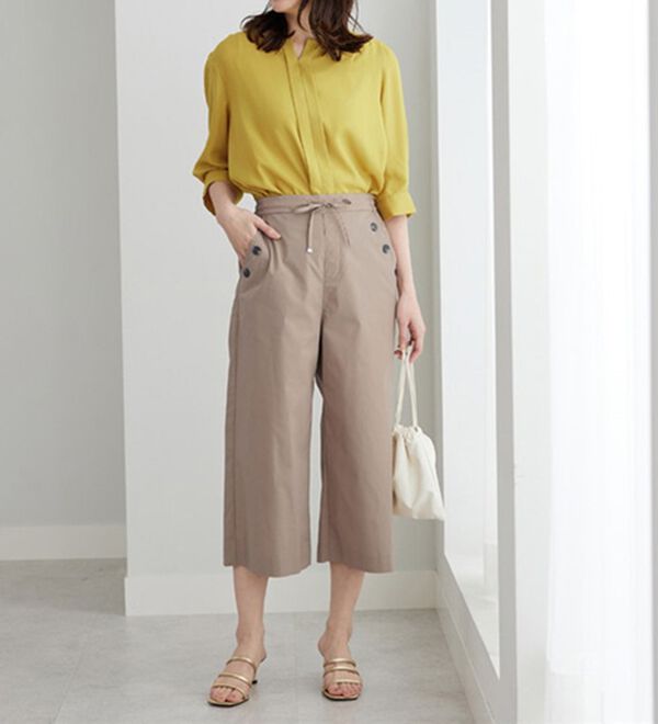 BELLUNA（ベルーナ）の「【接触冷感】機能付ジョーゼット素材キーネックブラウス（ブラウス）」｜詳細画像