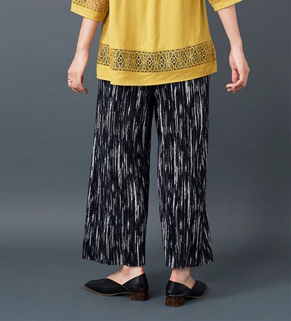 BELLUNA（ベルーナ）の「なめらか素材ゆったりプリーツパンツ（ワイドパンツ・ガウチョ）」｜詳細画像