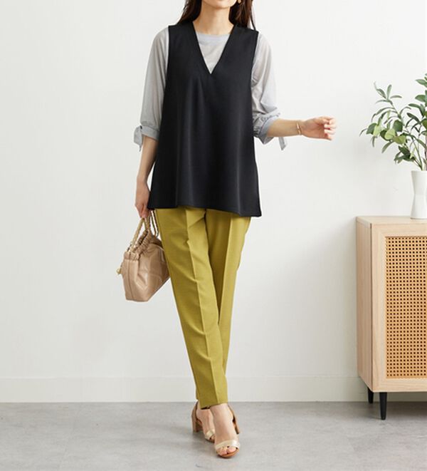 BELLUNA（ベルーナ）の「【2点セット】ストライプシャツ&times;ベストアンサンブル（アンサンブル）」｜詳細画像