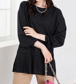 BELLUNA（ベルーナ）の「かのこ素材裾プリーツプルオーバー（カットソー）」｜黒