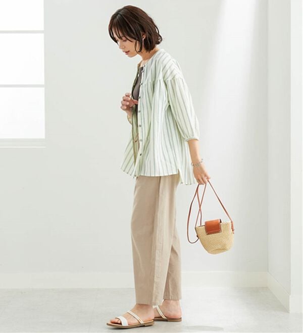 BELLUNA（ベルーナ）の「ダブルガーゼ素材切替デザインブラウス（ブラウス）」｜詳細画像