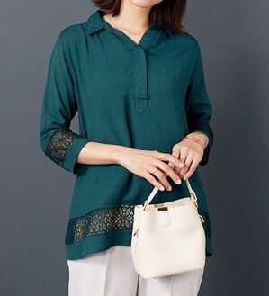 BELLUNA（ベルーナ）の「袖＆裾レースデザインシャツチュニック（チュニック）」｜ターコイズ