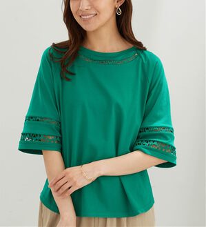 BELLUNA（ベルーナ）の「衿＆袖ハシゴレース使いプルオーバー（カットソー）」｜グリーン