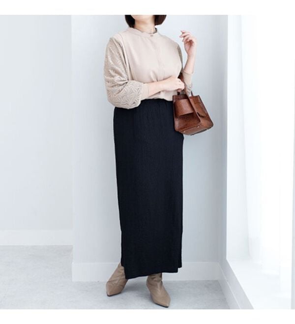 BELLUNA（ベルーナ）の「シャーリング素材ペンシルスカート（ロングスカート）」｜詳細画像