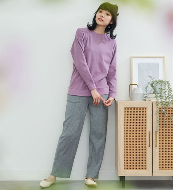 BELLUNA（ベルーナ）の「＜ＭＡＴＯＬＩＡ＞着て潤うルームウェア　トップス・腹巻付ボトム（カットソー）」｜詳細画像