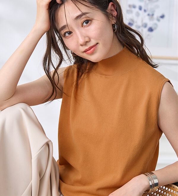 BELLUNA（ベルーナ）の「Ｔシャツが苦手な方に！ひんやり綿混ニットＴ【選べるデザイン】（ニット・セーター）」｜ライトオレンジ(タンク)