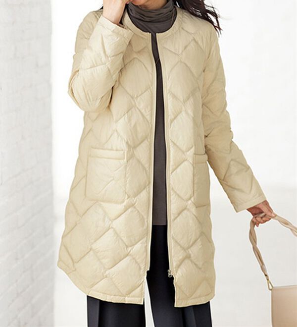 BELLUNA（ベルーナ）の「洗える！軽量ダウンノーカラーコート（ポーチ付）（ハーフコート）」｜詳細画像