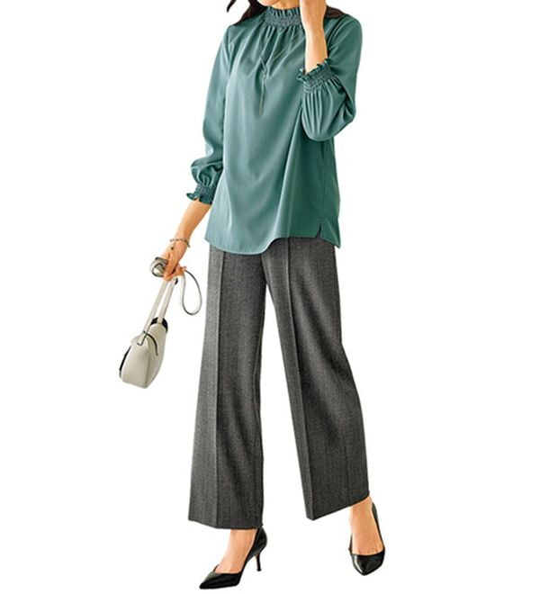 BELLUNA（ベルーナ）の「衿＆袖シャーリング使いブラウス（ブラウス）」｜詳細画像