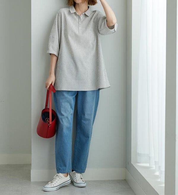 BELLUNA（ベルーナ）の「サッカー素材バックフレアーブラウス（ブラウス）」｜詳細画像