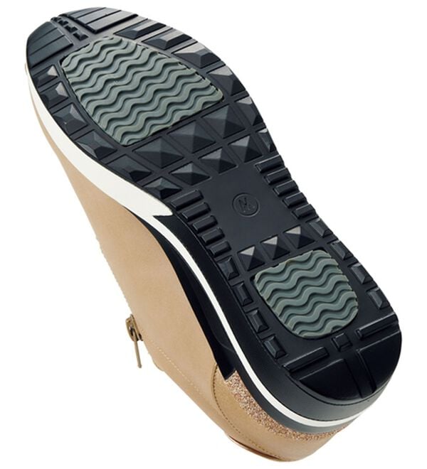 ルフラン（ルフラン）の「きれいめコーデにも合う４Ｅきらめきヒールアップスニーカー（スニーカー）」｜詳細画像