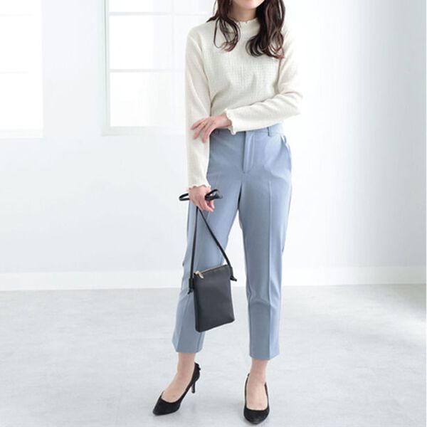 BELLUNA（ベルーナ）の「ジャカード素材ハイネックプルオーバー（カットソー）」｜詳細画像