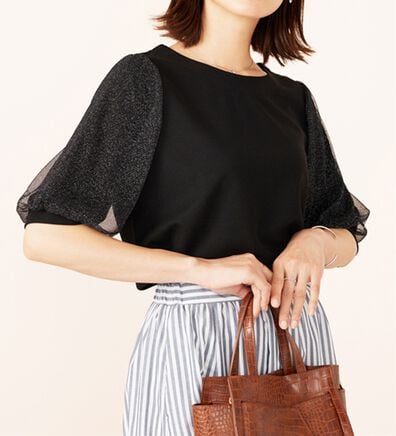 BELLUNA（ベルーナ）の「ラメチュール袖切替デザインプルオーバー（カットソー）」