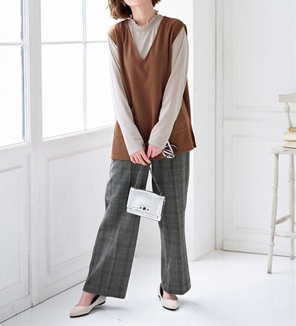 BELLUNA（ベルーナ）の「シャーリング衿ベストアンサンブル（アンサンブル）」｜詳細画像