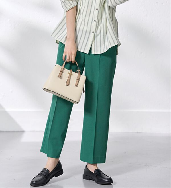 BELLUNA（ベルーナ）の「サラリ美脚見え！タック使いワイドパンツ（ワイドパンツ・ガウチョ）」｜詳細画像