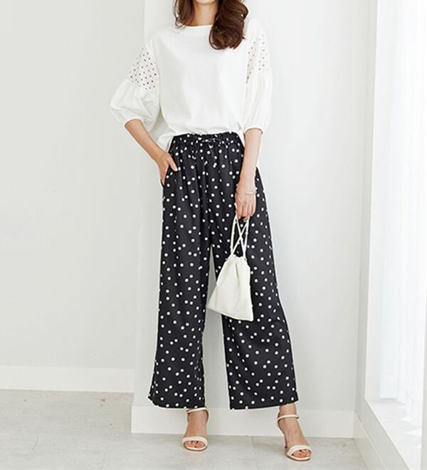 BELLUNA（ベルーナ）の「ボリューム袖レース切替プルオーバー（カットソー）」｜詳細画像