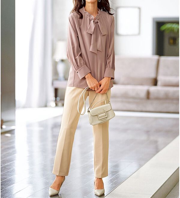 BELLUNA（ベルーナ）の「裏起毛ジョーゼット素材テーパードパンツ（テーパードパンツ）」｜詳細画像