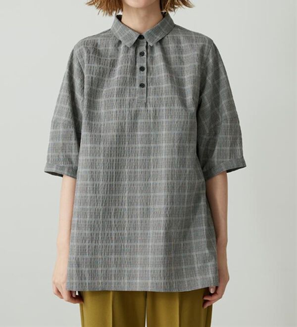 BELLUNA（ベルーナ）の「サッカー素材バックフレアーブラウス（ブラウス）」｜詳細画像