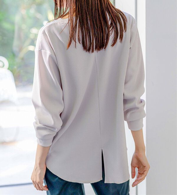 BELLUNA（ベルーナ）の「《快適Ｌａｂ．》 乾きやすい！ドライワッフルプルオーバー（カットソー）」｜詳細画像