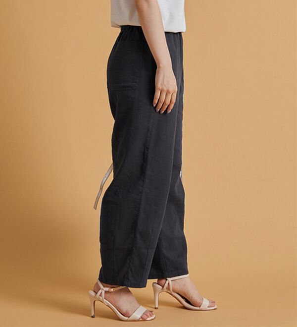 BELLUNA（ベルーナ）の「レーヨン麻入りゆったりワイドパンツ（フルレングスパンツ）」｜詳細画像