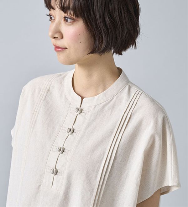 BELLUNA（ベルーナ）の「綿麻素材チャイナボタンゆったりブラウス（ブラウス）」｜詳細画像