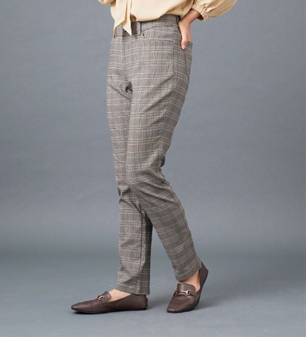 BELLUNA（ベルーナ）の「美脚ストレッチ裏起毛パンツ（フルレングスパンツ）」｜ベージュ系グレンチェック