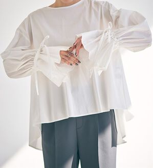 RANAN（ラナン）の「バックプリーツ使いボリューム袖ブラウス（ブラウス）」｜詳細画像