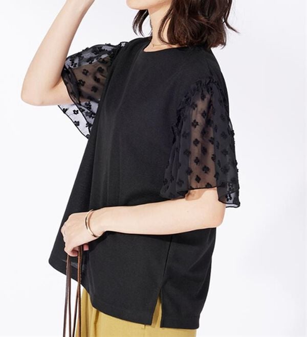 BELLUNA（ベルーナ）の「袖シアードット切替プルオーバー（カットソー）」｜詳細画像