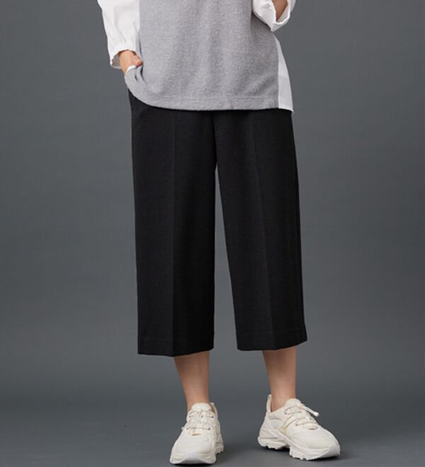 BELLUNA（ベルーナ）の「サマ見え（スーパーウォーム）ウール調センタープレスクロップドパンツ（クロップドパンツ）」｜詳細画像