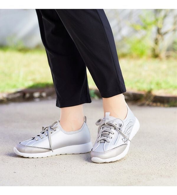 BELLUNA（ベルーナ）の「＜ＥＤＷＩＮ＞牛床革のびる履き口スニーカー（スニーカー）」｜詳細画像