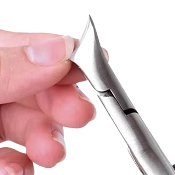 「大きく開いて握りやすいニッパー爪切り（その他美容・健康機器）」｜詳細画像