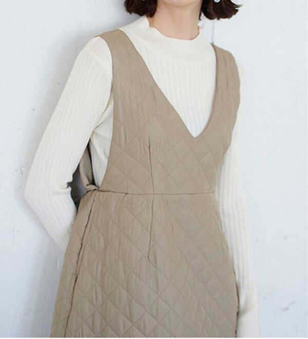RANAN（ラナン）の「キルティングＶネックジャンパースカート（ジャンパースカート）」｜詳細画像