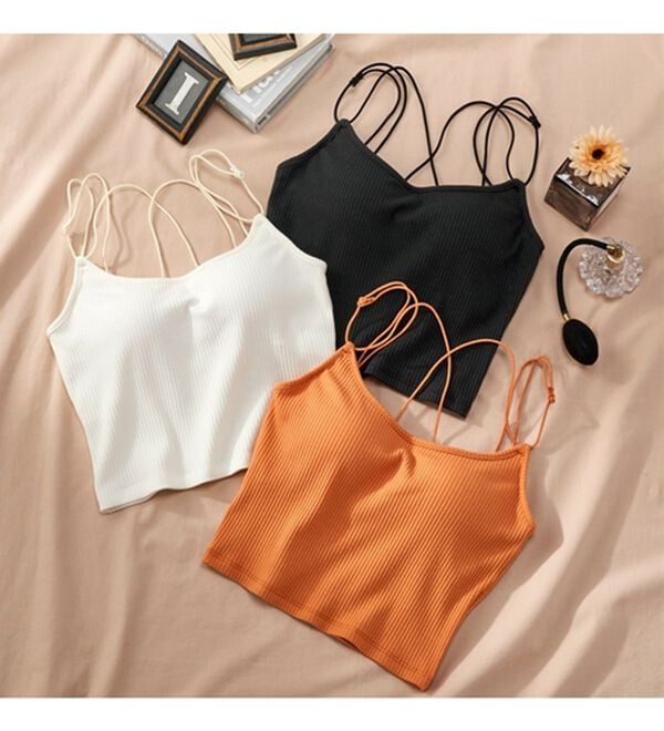 YU'NOW（ユナウ）の「カップ付クロップドバッククロスキャミソール（ブラトップ・カップ付きインナー）」｜詳細画像