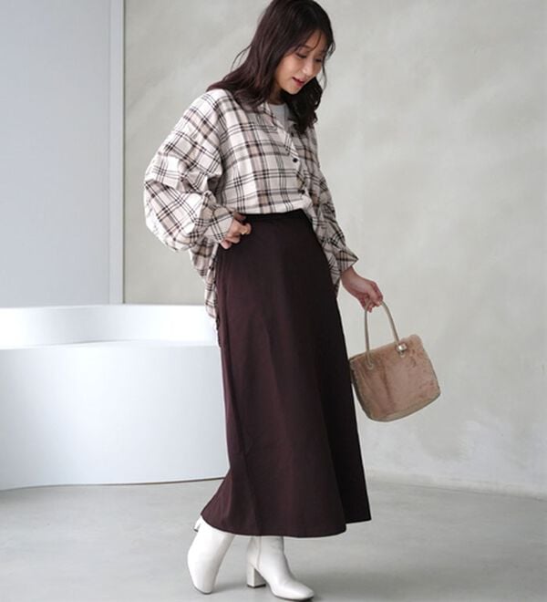 A HAPPY MARILYN（アハッピーマリリン）の「【Ｌ～８Ｌ】腰の張りを拾わない カラーで楽しむ 裏起毛バージョン タイトスカート（ロングスカート）」｜詳細画像