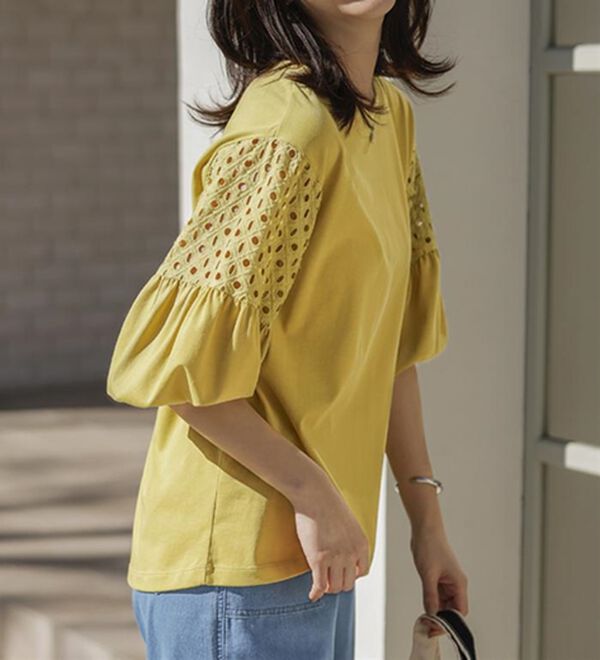 BELLUNA（ベルーナ）の「ボリューム袖レース切替プルオーバー（カットソー）」｜詳細画像