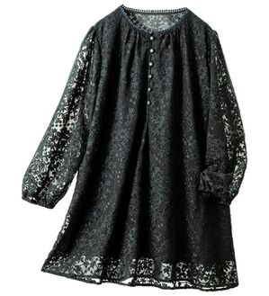 VINNO（ヴィノ）の「刺しゅうレースチュニック（チュニック）」｜ブラック