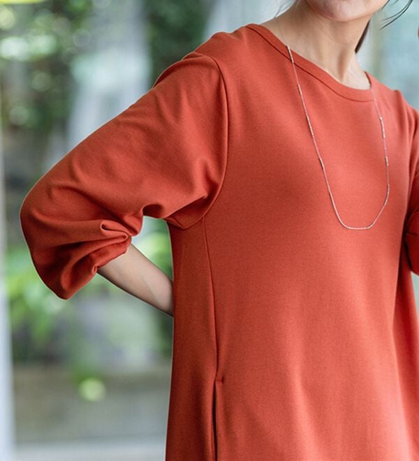 BELLUNA（ベルーナ）の「【吸湿発熱】ポンチ素材チュニックワンピース（チュニックワンピース）」｜詳細画像