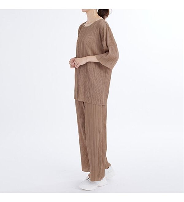 LAVIENNE（ラヴィエンヌ）の「さらっと軽いプリーツセットアップ（セットアップ）」｜詳細画像