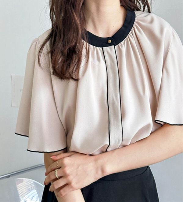 GeeRA（ジーラ）の「前後２ＷＡＹ配色フレアー袖ブラウス（ブラウス）」｜詳細画像