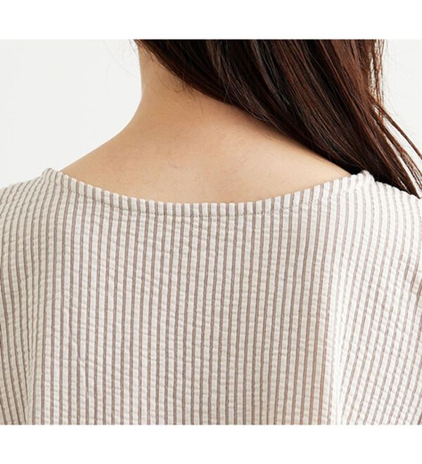 BELLUNA（ベルーナ）の「ニットサッカー素材ペプラムプルオーバー（カットソー）」｜詳細画像