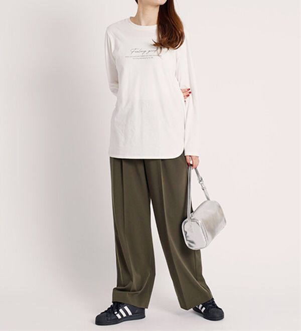 BELLUNA（ベルーナ）の「綿１００％ロゴデザインプルオーバー（カットソー）」｜詳細画像