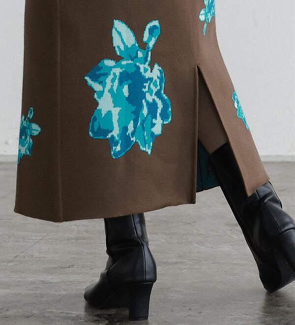 Pierrot（ピエロ）の「花柄ジャカードスカート（ひざ丈スカート）」｜詳細画像