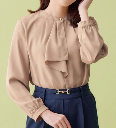 alotta（アロッタ）の「金ボタン付ボウタイブラウス（ブラウス）」